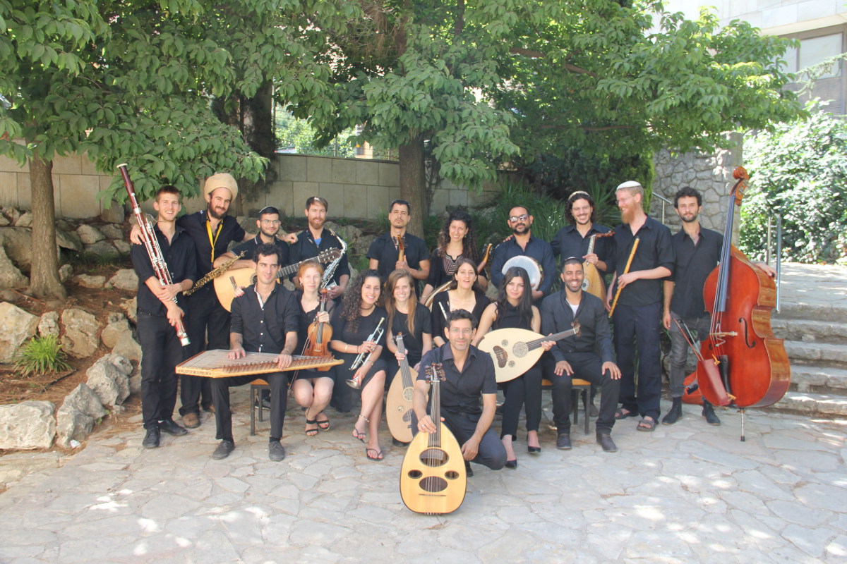 فرقة المدرسة